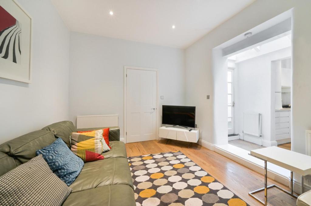 Cozy Hideaway In South Ken! Apartment London Bagian luar foto